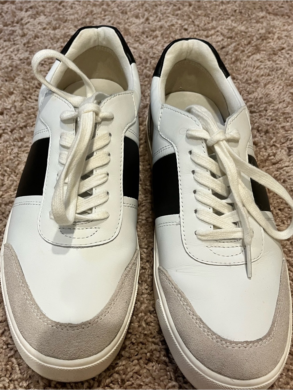 Sam Edelman Enna Size 8 White, Black & Grey Sneakers, in Box, Like New